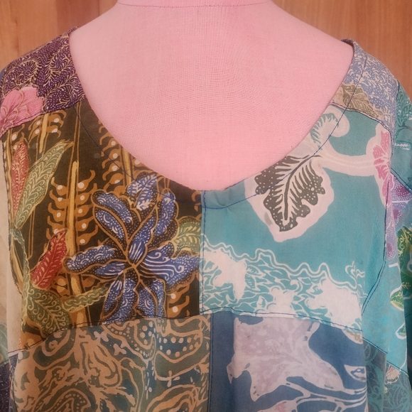 Ruffled Patchwork Poncho, Blue Story - Picture 3 of 9